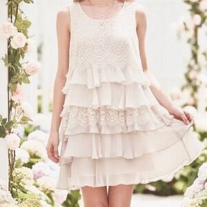 Paisley & Vine Lace Tiered Ruffle Dress Women’s M Boho Bridal Shower Romantic